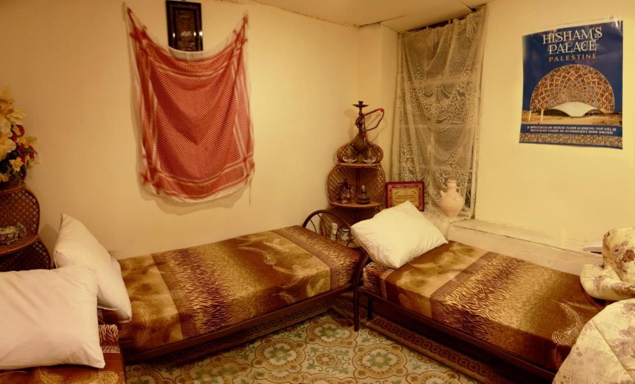 Friends Hostel.Area B Хеврон Екстер'єр фото