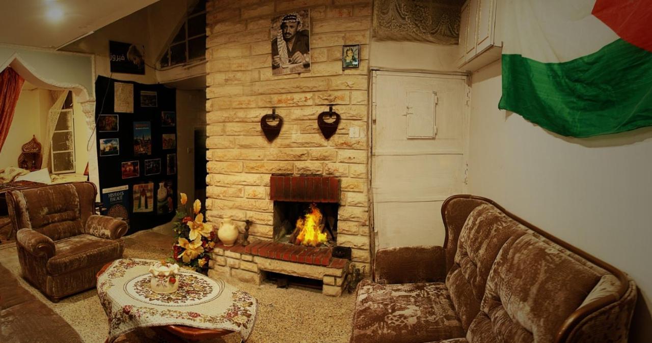 Friends Hostel.Area B Хеврон Екстер'єр фото